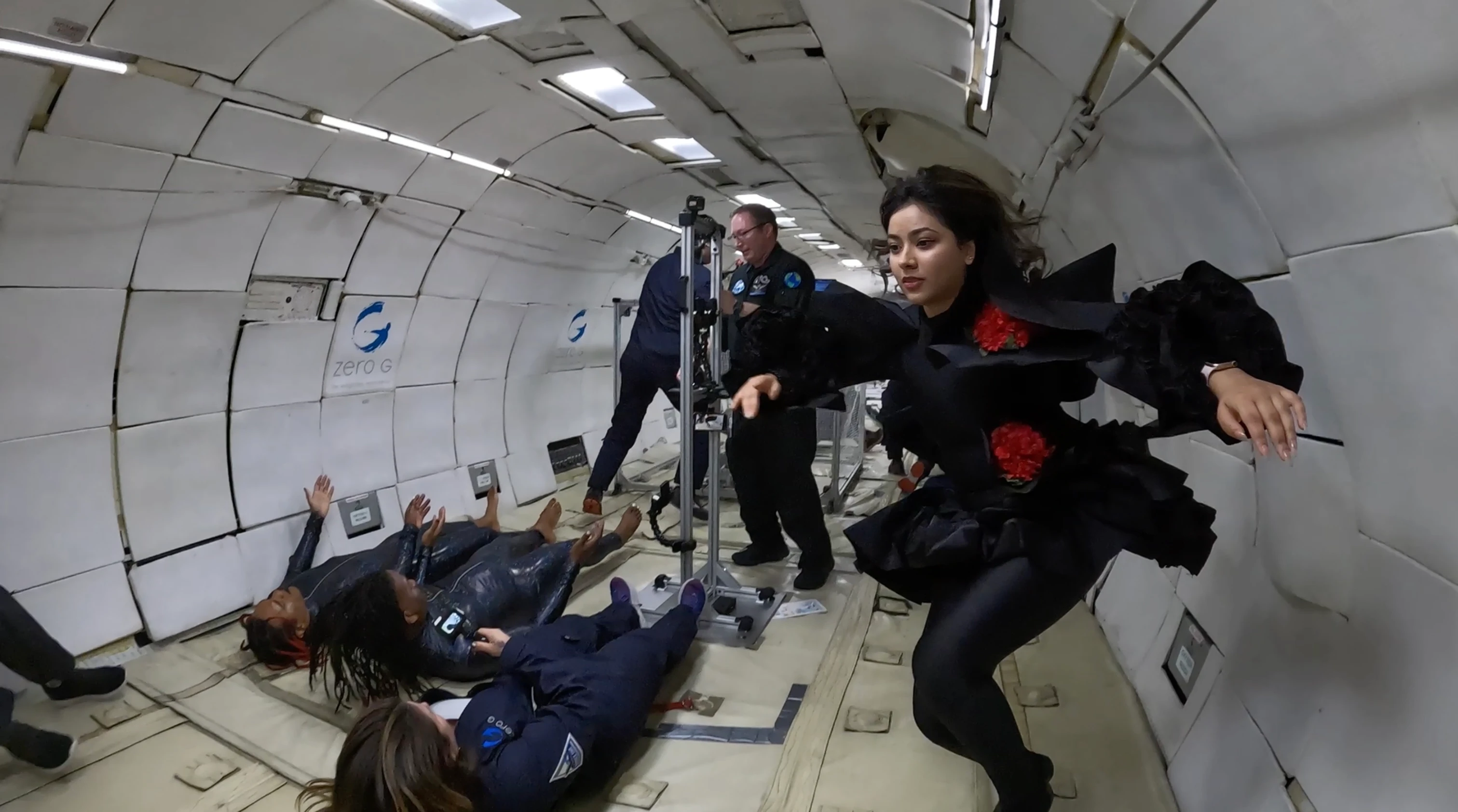 Zero-g, full garment floating